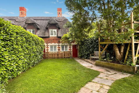 Stapleford Road, Stapleford 3 bed cottage for sale