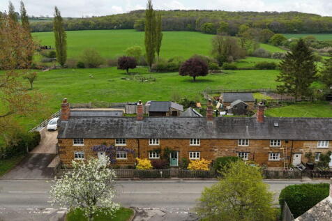 Stockerston, Oakham, 2 bed terraced house for sale