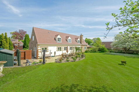 Stretton 4 bed detached house for sale