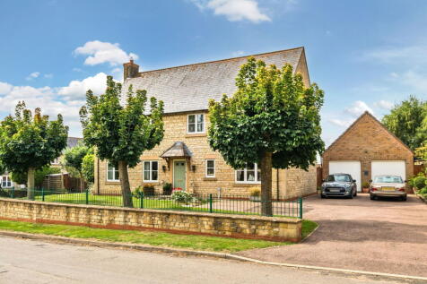 High Street, Corby Glen, Grantham 5 bed detached house for sale