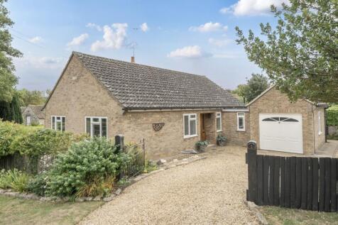 Audit Hall Road, Empingham 2 bed detached bungalow for sale