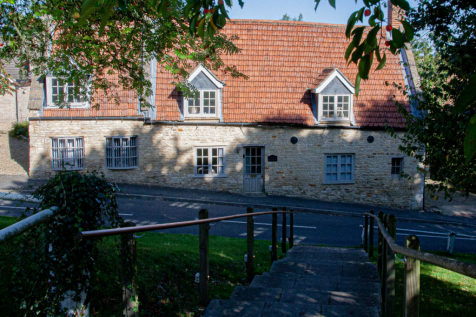 Heathcote Rd, Castle Bytham 5 bed detached house for sale