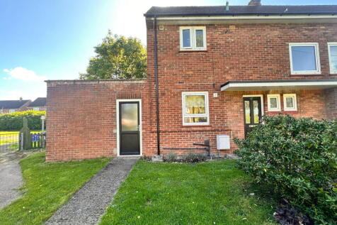 Derwent Avenue, Edith Weston 2 bed end of terrace house for sale