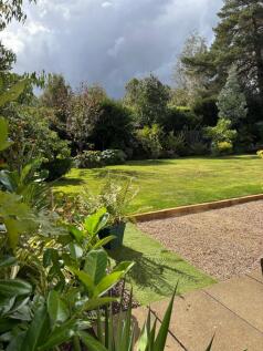 Oakham, LE15 6JA 6 bed detached house for sale