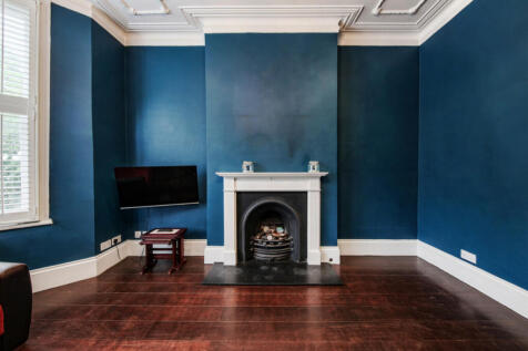 Fernhead Road, London, W9 2 bed flat for sale