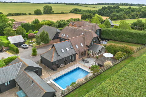 6 bedroom barn conversion for sale