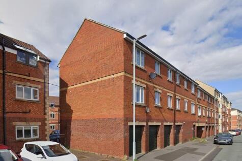 8 bedroom block of apartments for sale