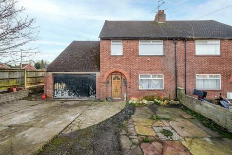 4 bedroom semi-detached house for sale