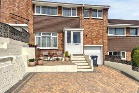 4 bedroom terraced house for sale