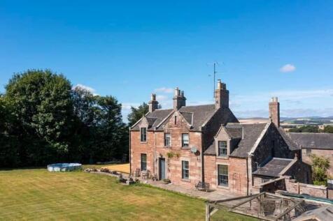 Farmhouse, Brechin DD9 5 bed detached house for sale