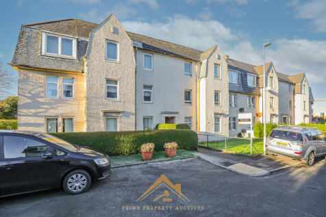 Pine Street, Greenock PA15 2 bed flat for sale