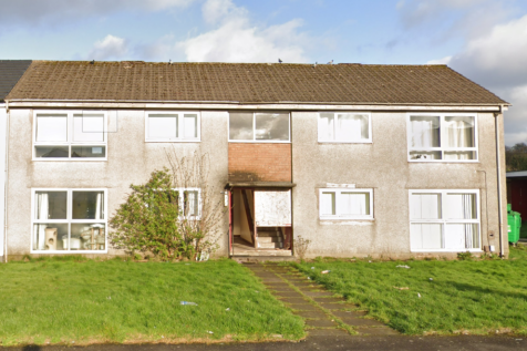 6 Montgomery Avenue, Paisley PA3 3 bed flat for sale