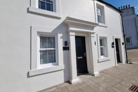 Dashwood Square, Newton Stewart DG8 2 bed flat for sale