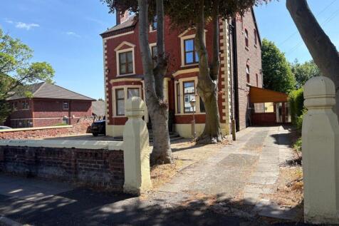Haigh Road, Liverpool L22 13 bed detached house for sale