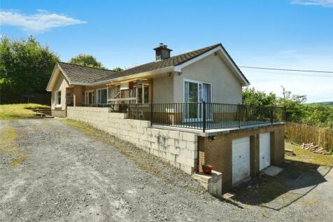 Johnstown SA31 2 bed detached bungalow for sale