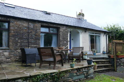 Kendal LA9 4 bed detached bungalow for sale