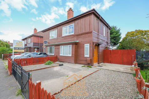 2 bedroom semi-detached house for sale