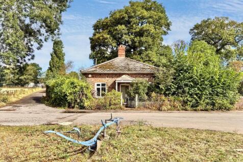 Brymore Lodge, Cannington... 2 bed bungalow for sale