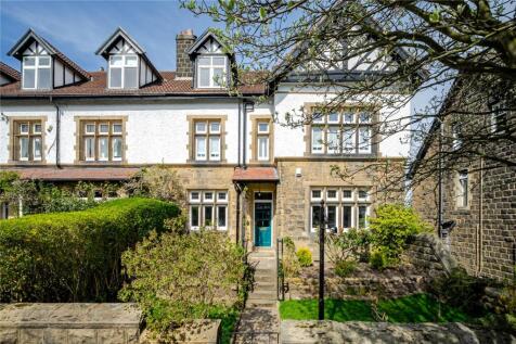 Bolling Road, Ilkley, West Yorkshire... 6 bed house for sale