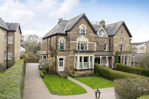6 bedroom semi-detached house for sale