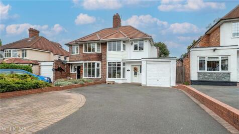 3 bedroom semi-detached house for sale