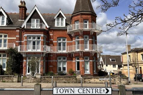 Kirkley Cliff Road, Lowestoft... Property for sale