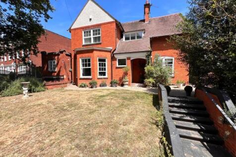 Harlestone Road, Dallington... 4 bed detached house for sale