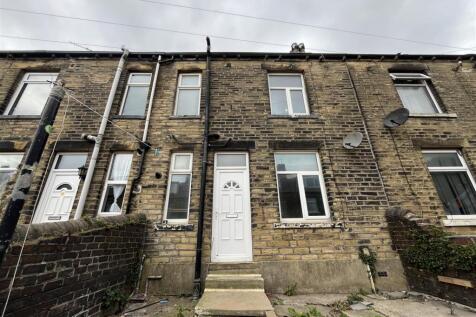 Barmby Street, Bradford BD12 2 bed house for sale