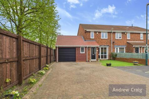 3 bedroom end of terrace house for sale