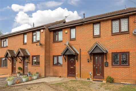 Bryant Way, Toddington, Bedfordshire... 2 bed terraced house for sale