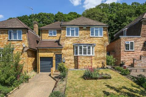South Croydon CR2 4 bed detached house for sale