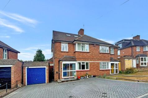 4 bedroom semi-detached house for sale