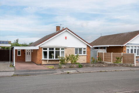 3 bedroom detached bungalow for sale