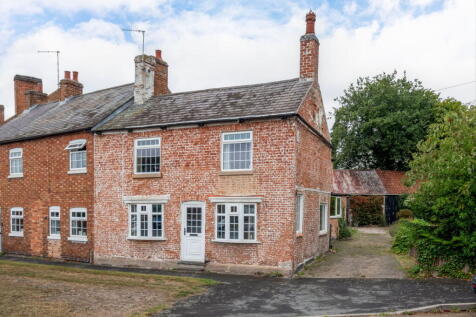 3 bedroom cottage for sale