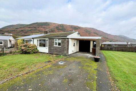 2 bedroom semi-detached bungalow for sale