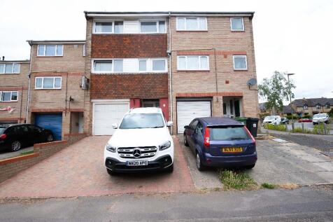 4 bedroom terraced house for sale
