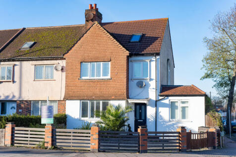 Beckenham BR3 5 bed end of terrace house for sale