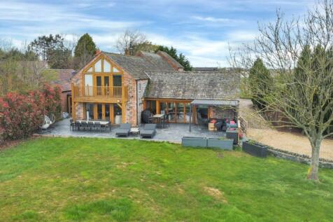 4 bedroom barn conversion for sale