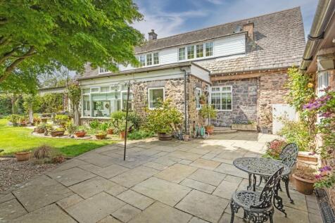 Maplewell Road, Loughborough LE12 3 bed detached house for sale