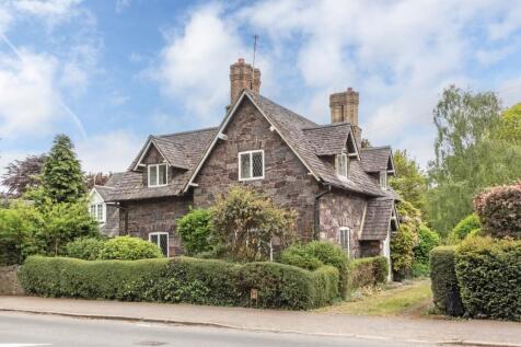 Forest Road, Loughborough LE12 3 bed detached house for sale