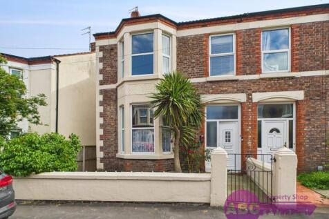 4 bedroom semi-detached house for sale