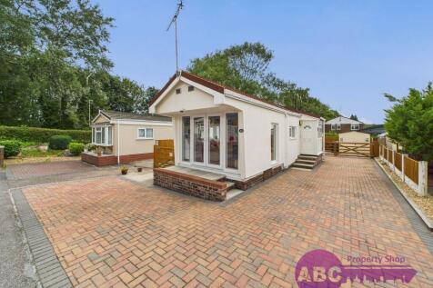 1 bedroom park home for sale