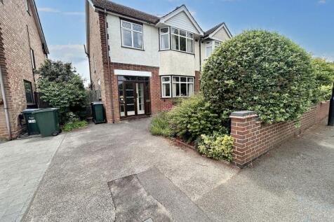 Erithway Road, Coventry, CV3 3 bed semi