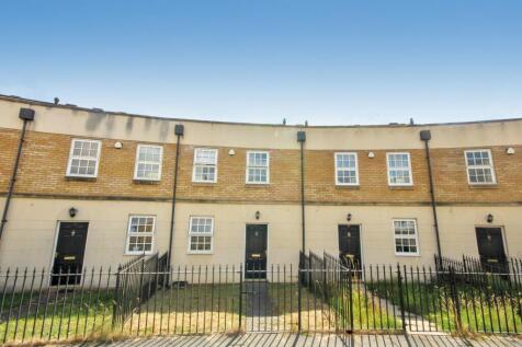 Phoenix Boulevard, York, YO26 3 bed terraced house for sale