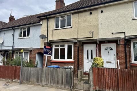 Back Hamlet, Ipswich IP3 3 bed terraced house for sale