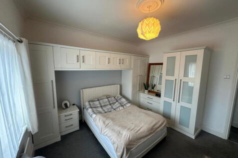 Dene Crescent, Durham DH6 2 bed terraced house for sale