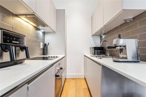 1 bedroom flat for sale
