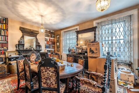 5 bedroom house for sale