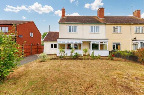 Owletts End, Pinvin, Pershore 3 bed semi