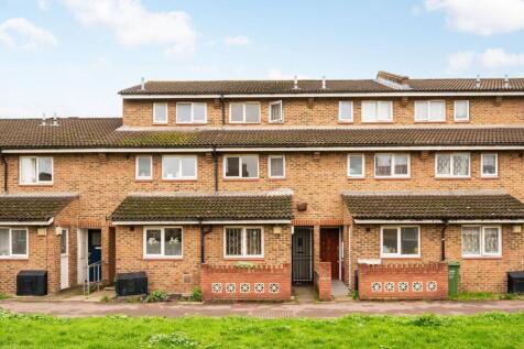 4 bedroom terraced house for sale